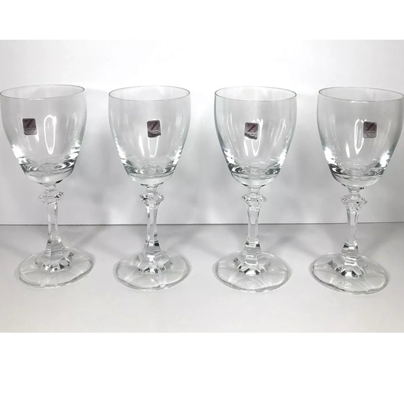Sea Isle Collection Germany 4 Crystal Wine Glasses - Picture 4 of 5